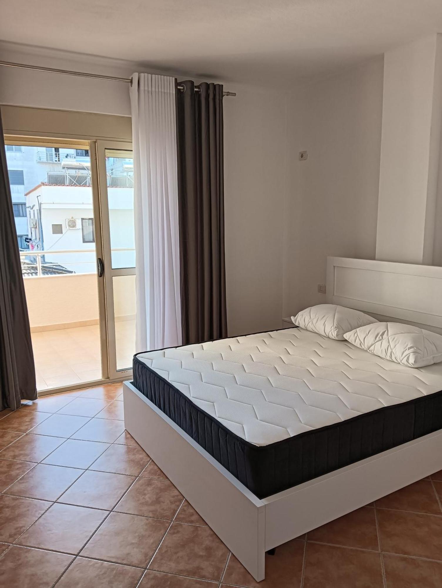 Appartement Superior 2 Minutes Far From The Durrës